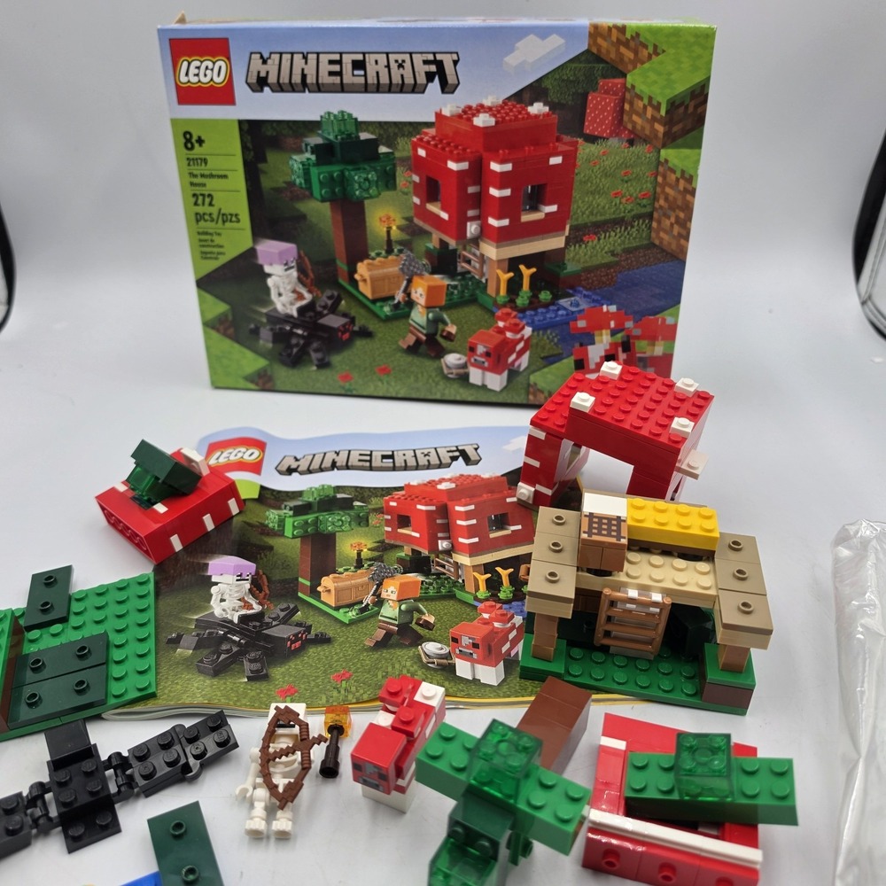 LEGO Minecraft: The Mushroom House #21179 Missing 1 Minifig